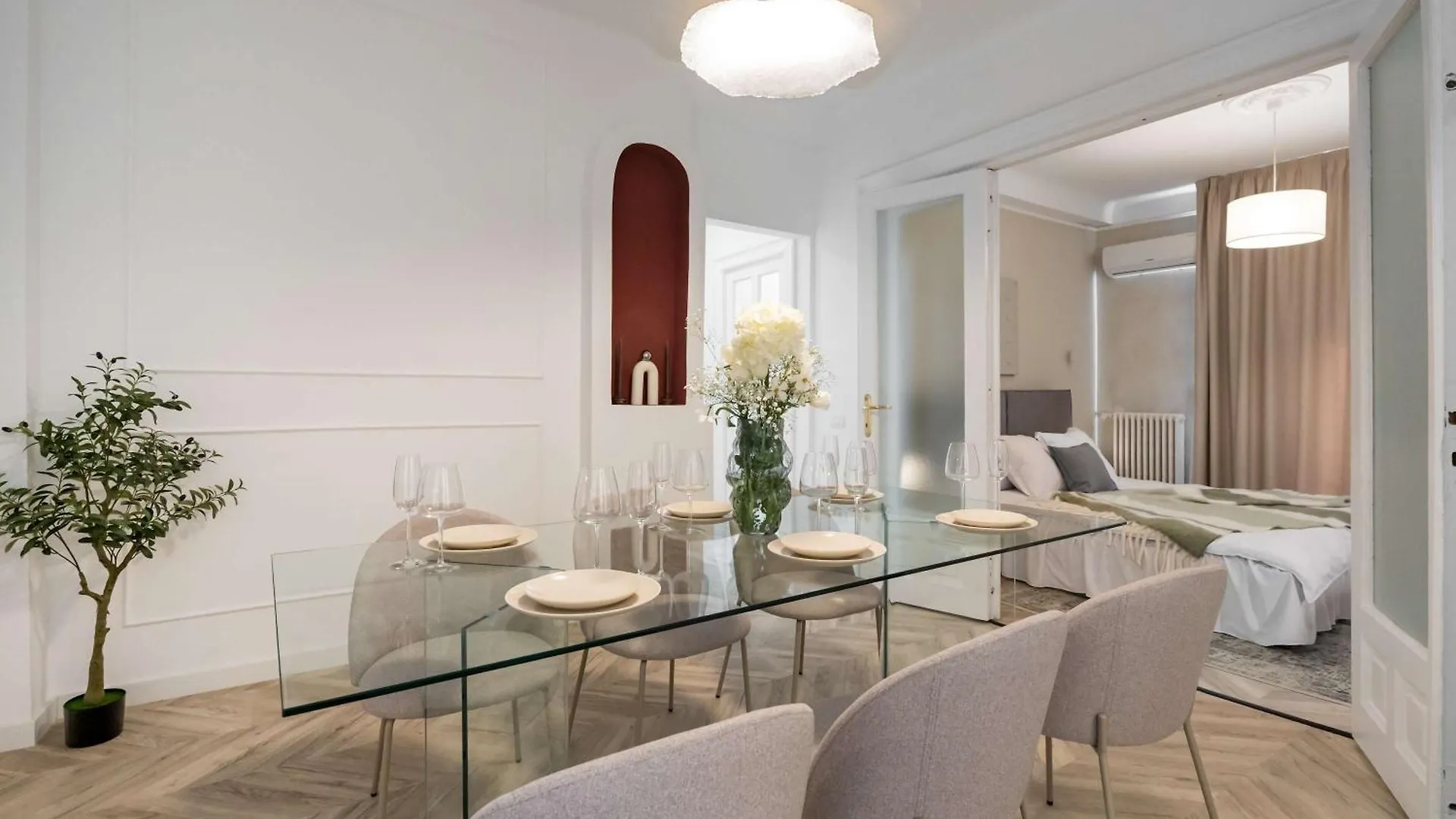 Elegant 3Br Retreat - Steps Away Cismigiu Gardens Apartment Bucureşti