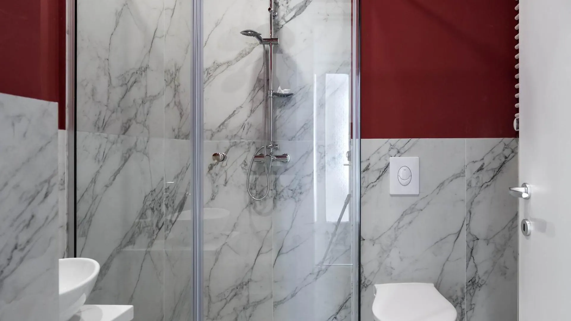 Apartamento Elegant 3Br Retreat - Steps Away Cismigiu Gardens Bucarest 0*,