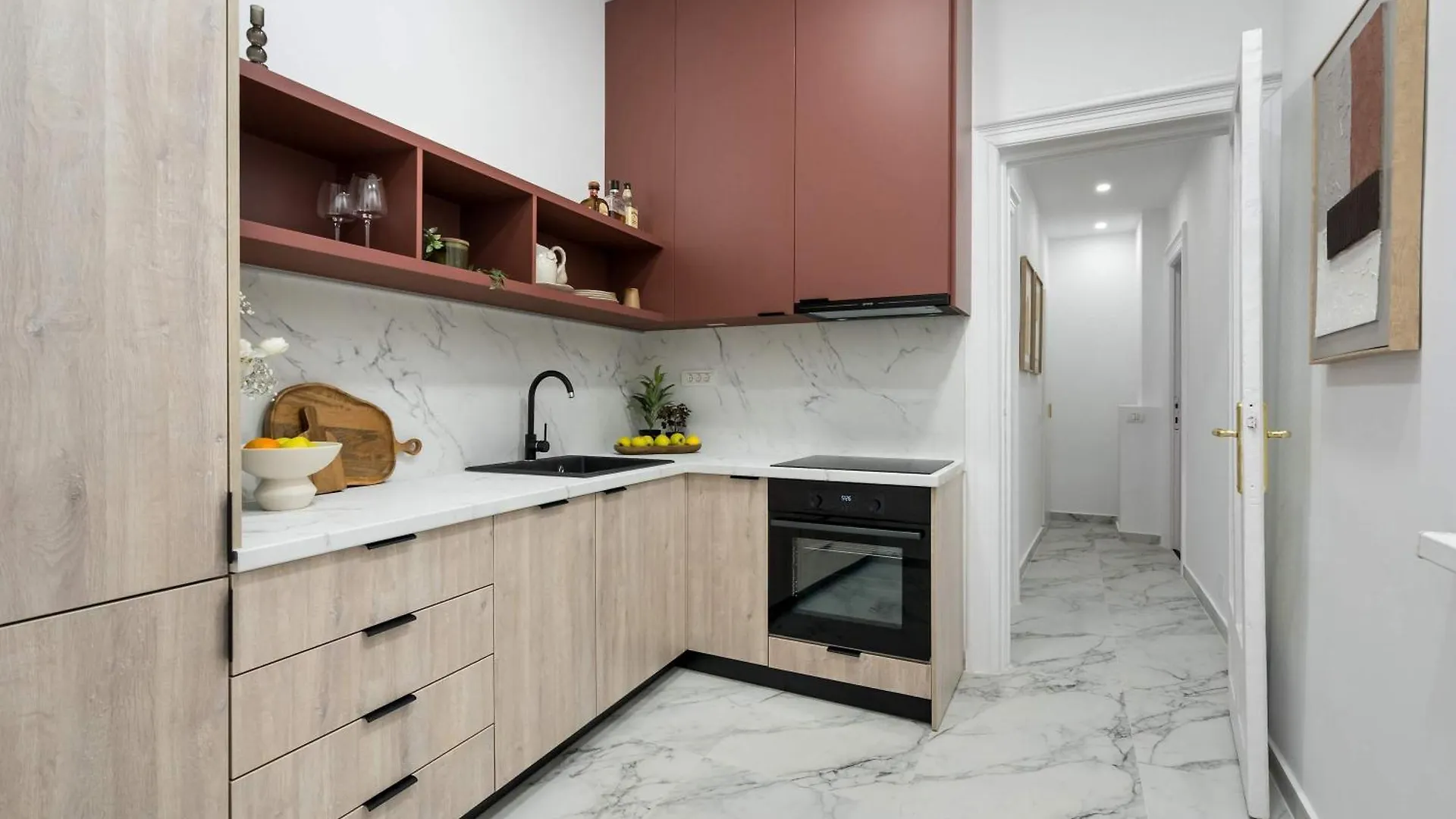 Apartamento Elegant 3Br Retreat - Steps Away Cismigiu Gardens Bucarest